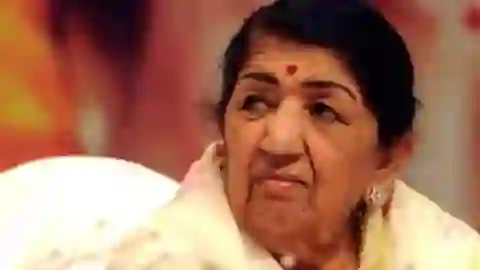 92 years of लता मंगेशकर ने दुनिया को कहा अलविदा